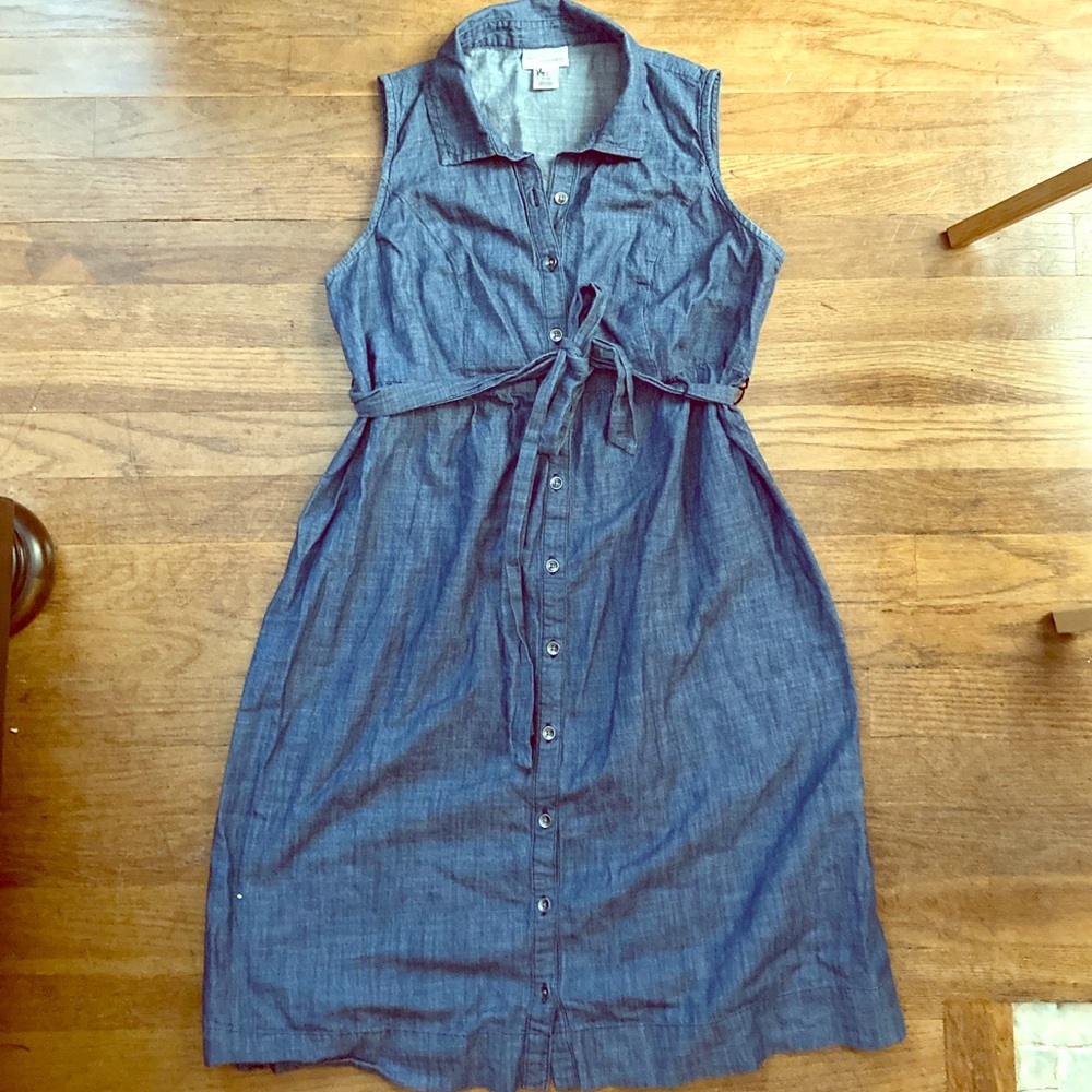 Motherhood Maternity denim dress. Small.